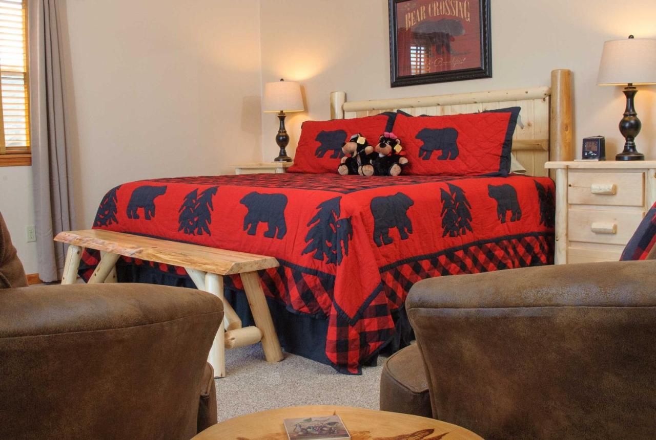 | Berry Springs Lodge
