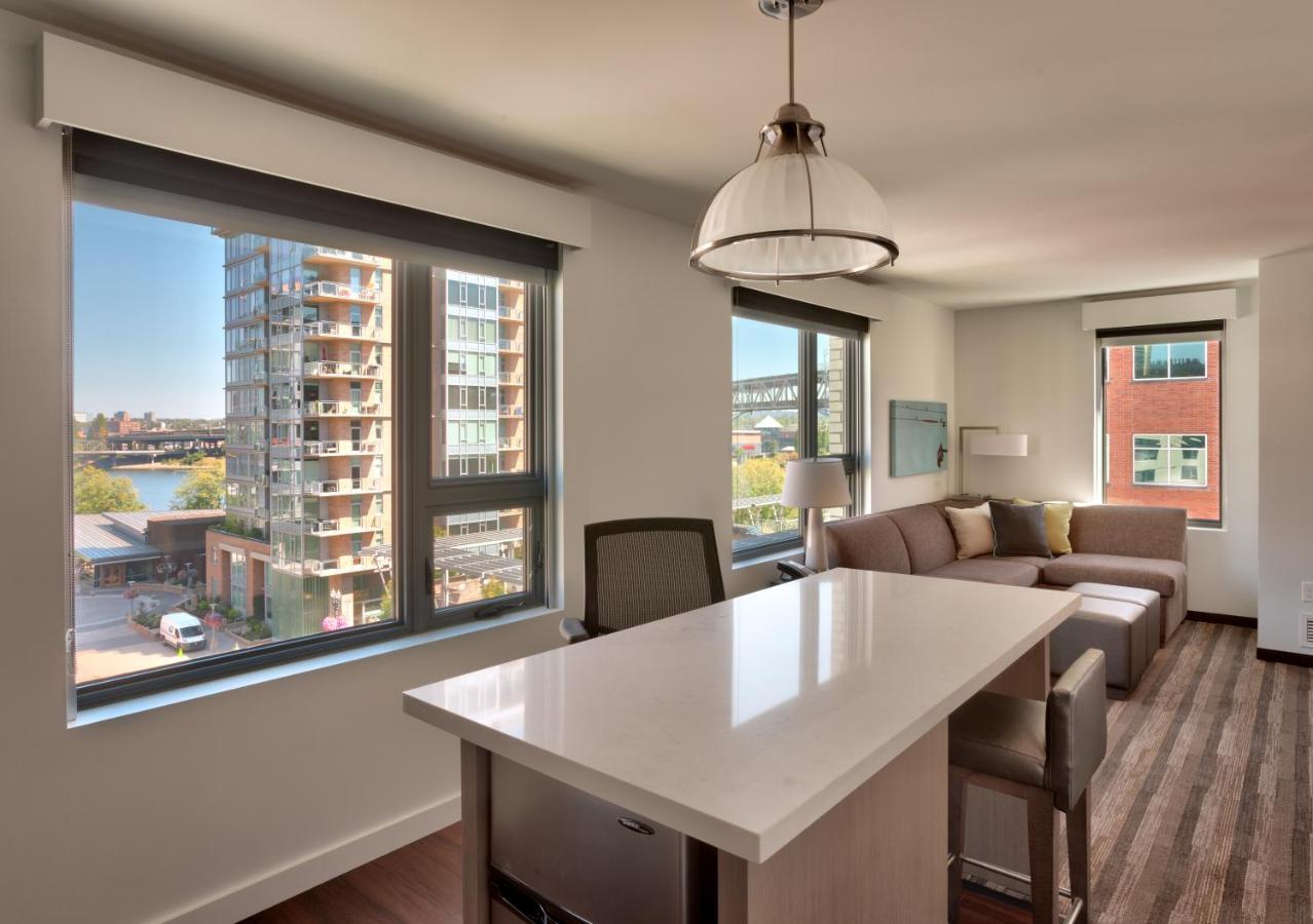 View King Studio at Hyatt House Portland/Downtown