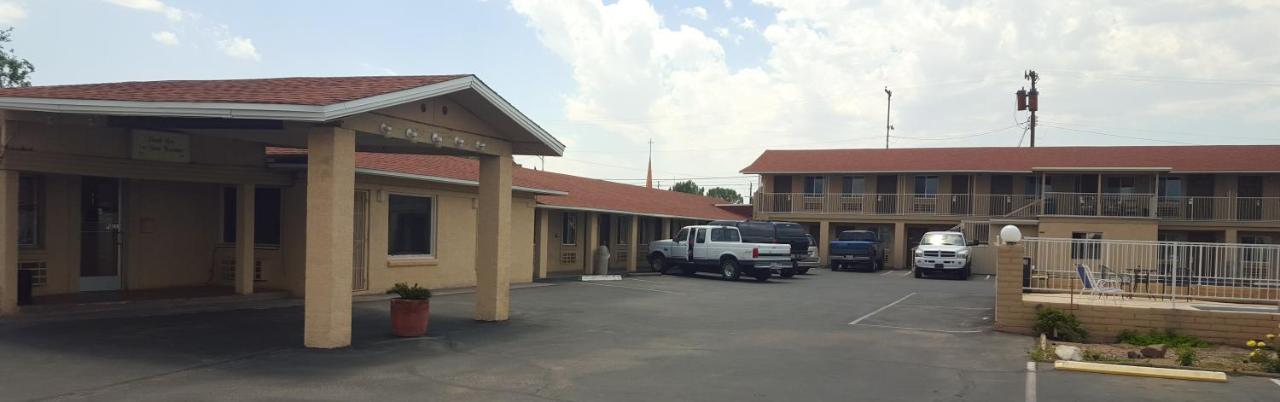  | Economy Inn Safford