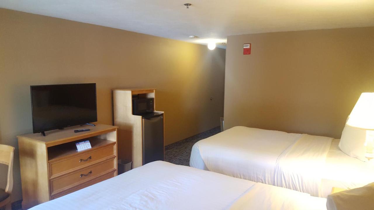 Deluxe Queen Room with Two Queen Beds - Non-Smoking at Baymont by Wyndham Coeur D Alene