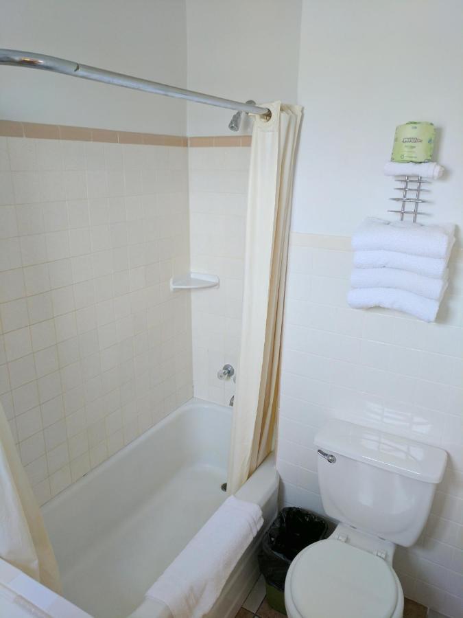 Queen Suite at Key West Motel
