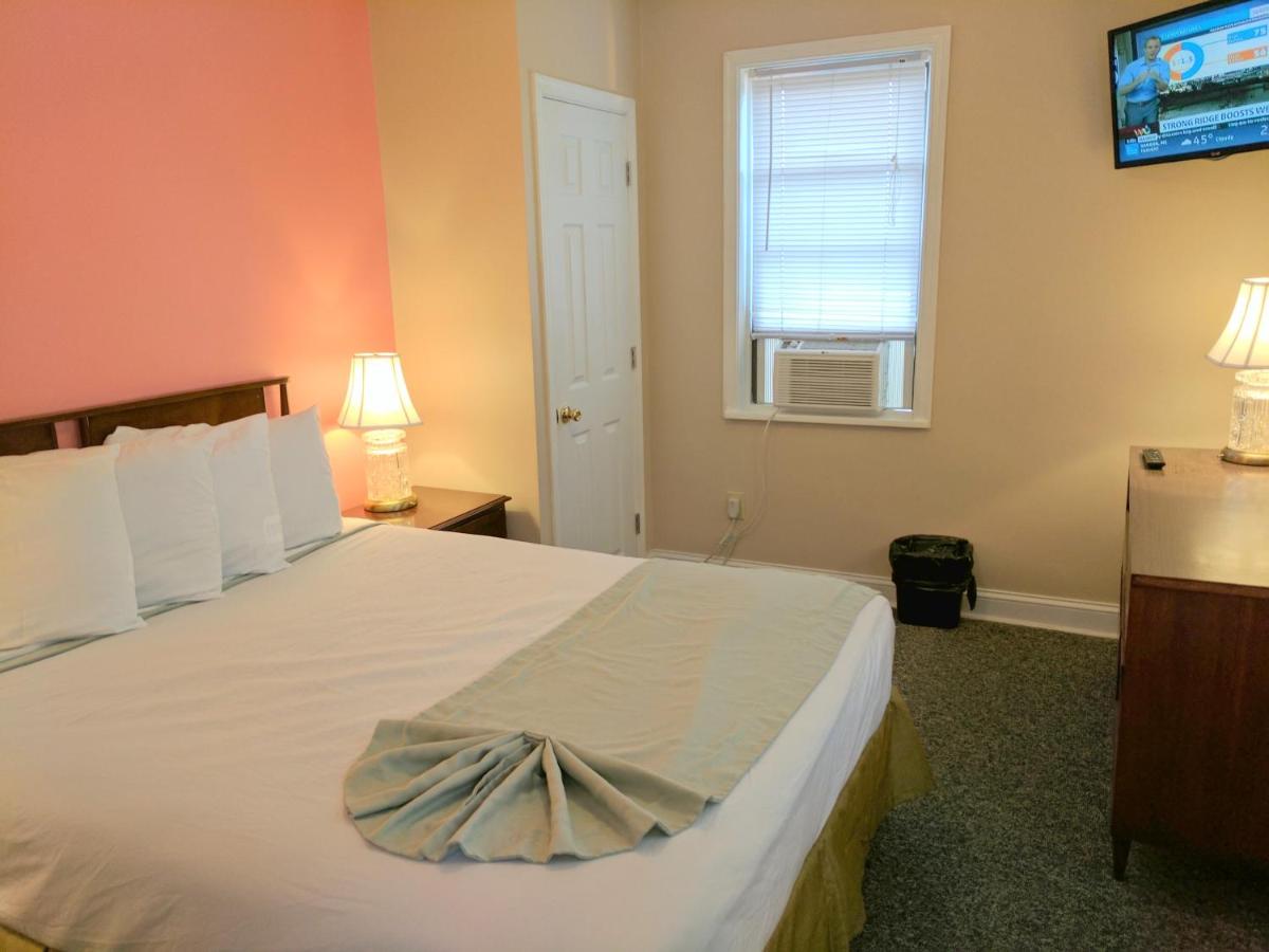 Queen Suite at Key West Motel