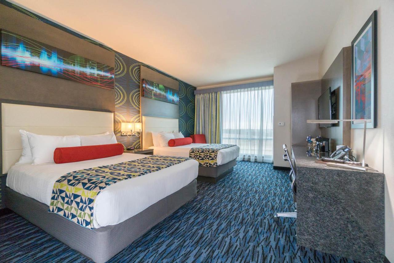 Standard Queen at Rhythm City Casino Resort