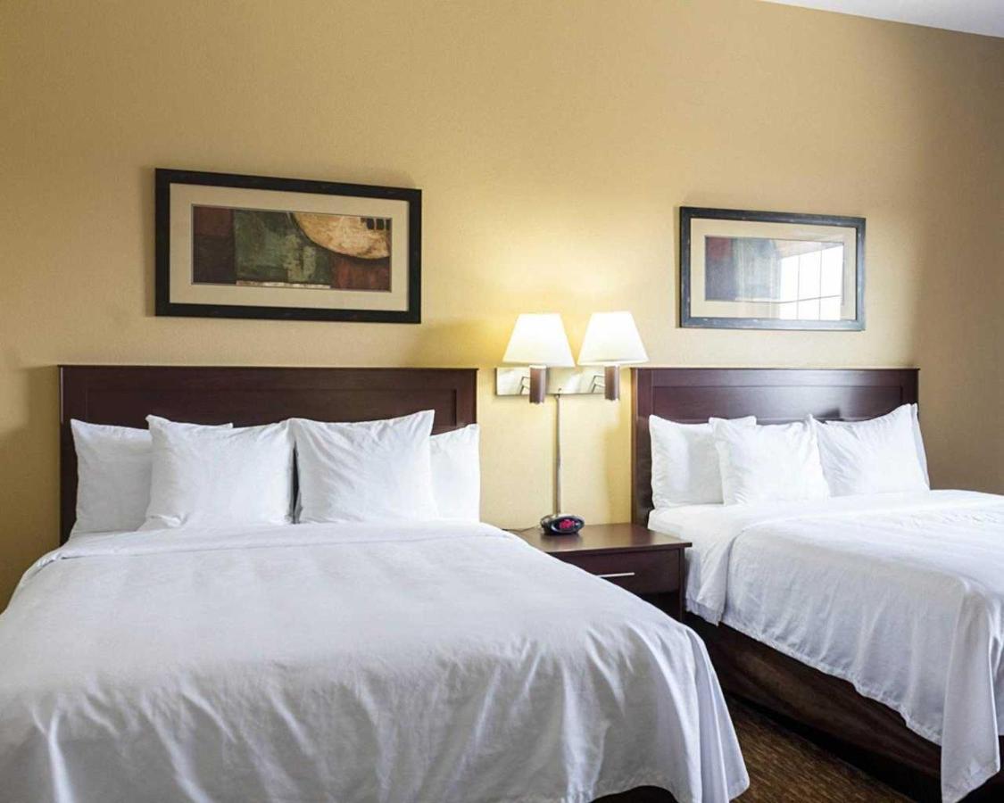 Queen Suite with Two Queen Beds - Non-Smoking at MainStay Suites Minot