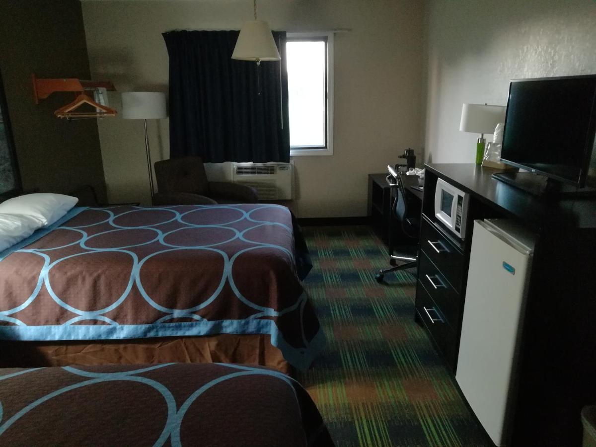 Double Room with Two Double Beds - Non-Smoking at Super 8 by Wyndham Keokuk