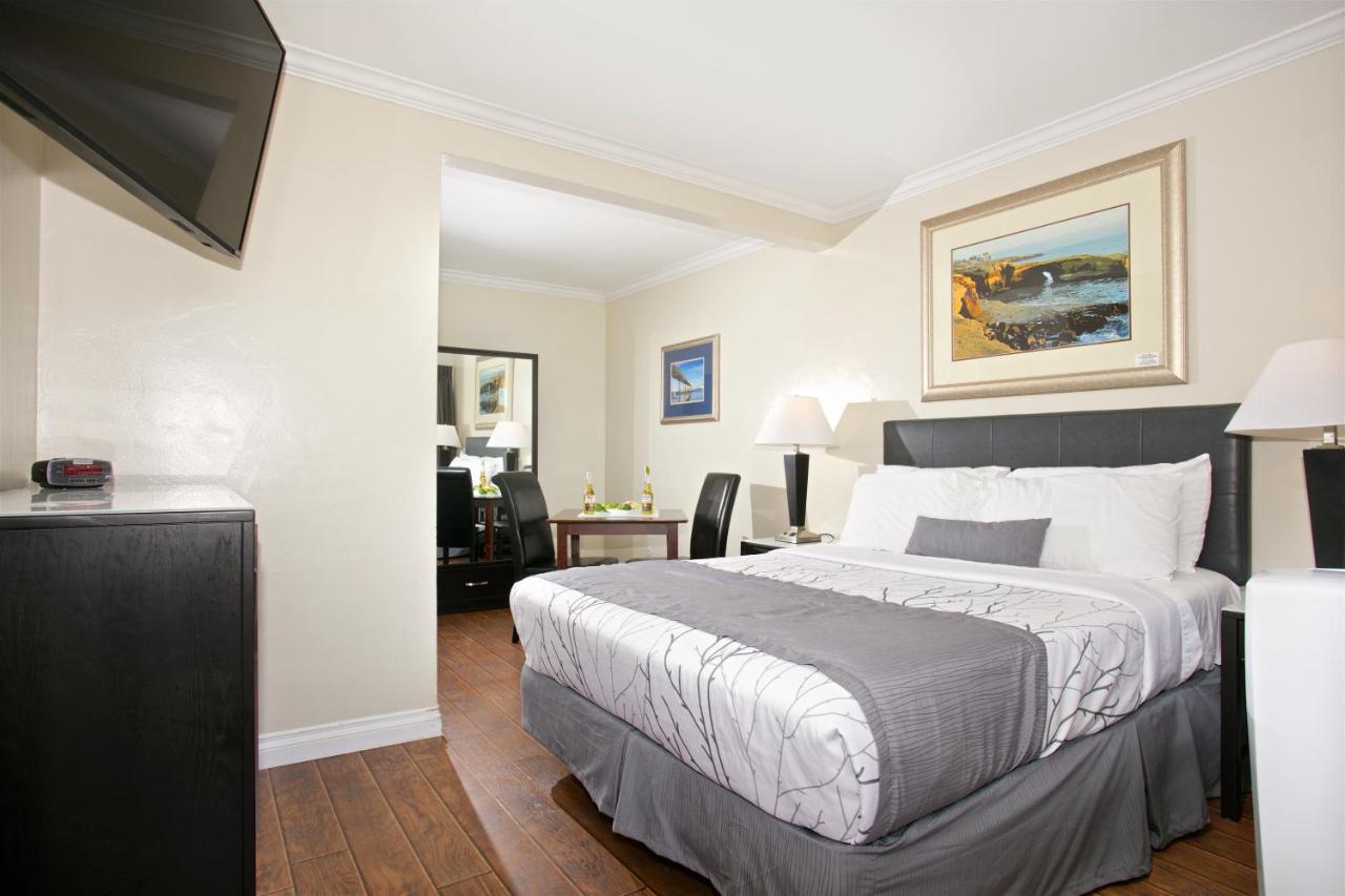 Double Room with Garden View at Ocean Beach Hotel