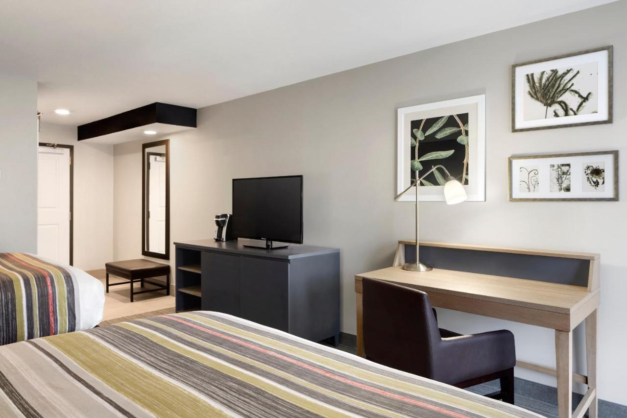 Studio Suite with Two Queen Beds and Sofa Bed - Non-Smoking at Country Inn & Suites by Radisson, Gatlinburg, TN