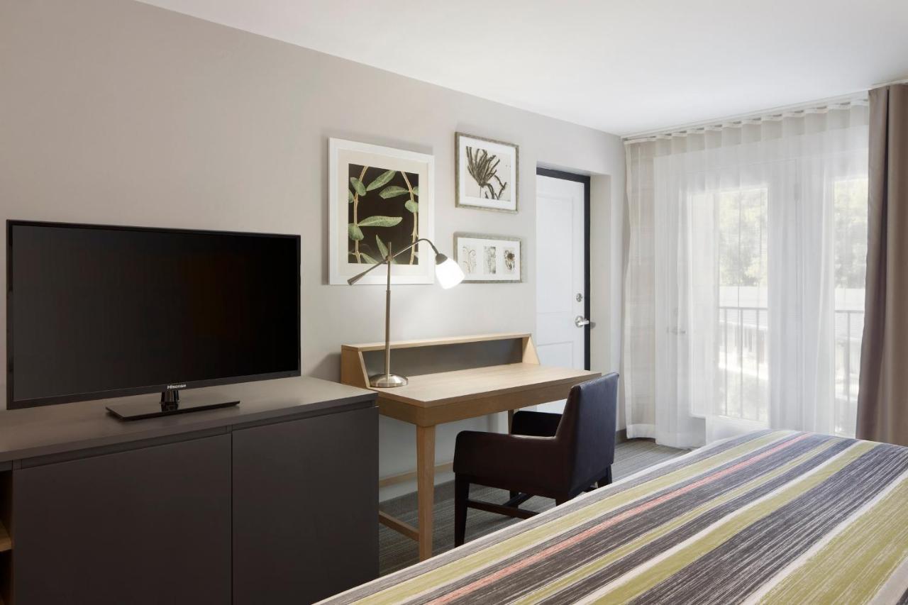 King Room - Non-Smoking at Country Inn & Suites by Radisson, Gatlinburg, TN
