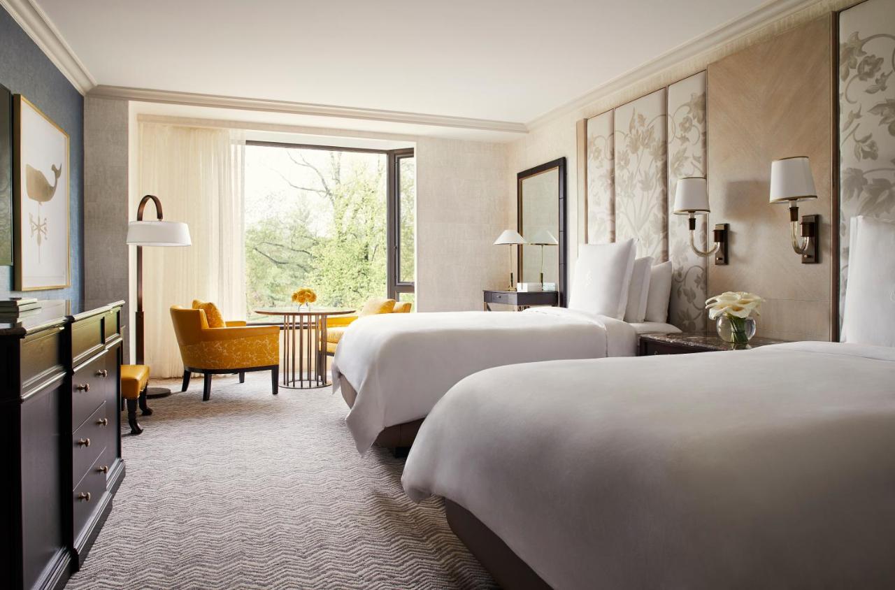 Deluxe Garden View Room with Two Double Beds at Four Seasons Hotel Boston