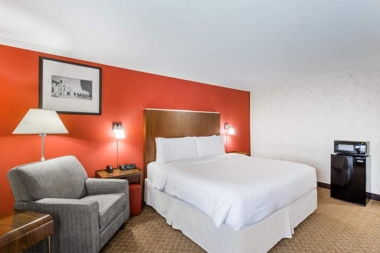King Room - Mobility/Hearing Accessible - Non-Smoking at La Hacienda San Jose Silicon Valley