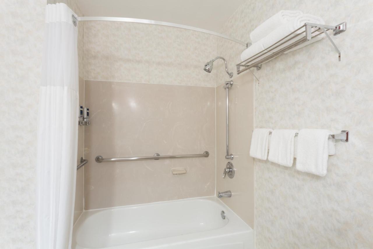 Double Room with Two Double Beds - Mobility/Hearing Accessible - Non-Smoking at La Hacienda San Jose Silicon Valley