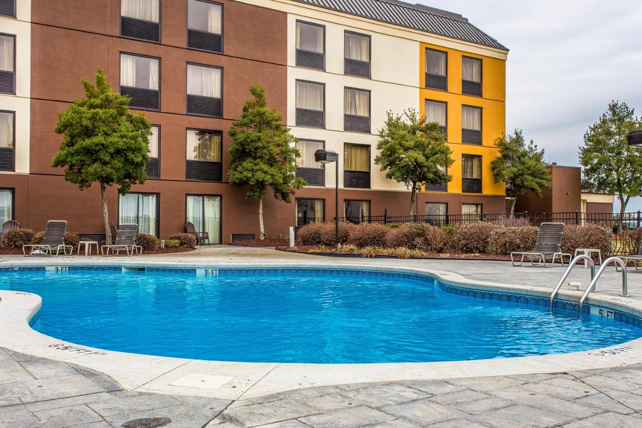 Queen Room with Two Queen Beds - Pool Side at Comfort Inn Fort Mill Amusement Park at Carowinds Blvd