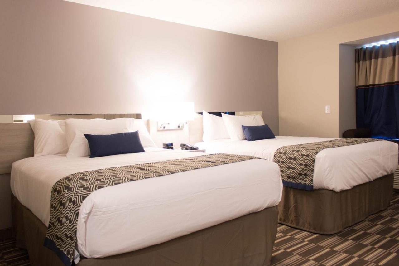 Queen Room with Two Queen Beds - Non-Smoking at Microtel Inn & Suites by Wyndham Springville/Provo