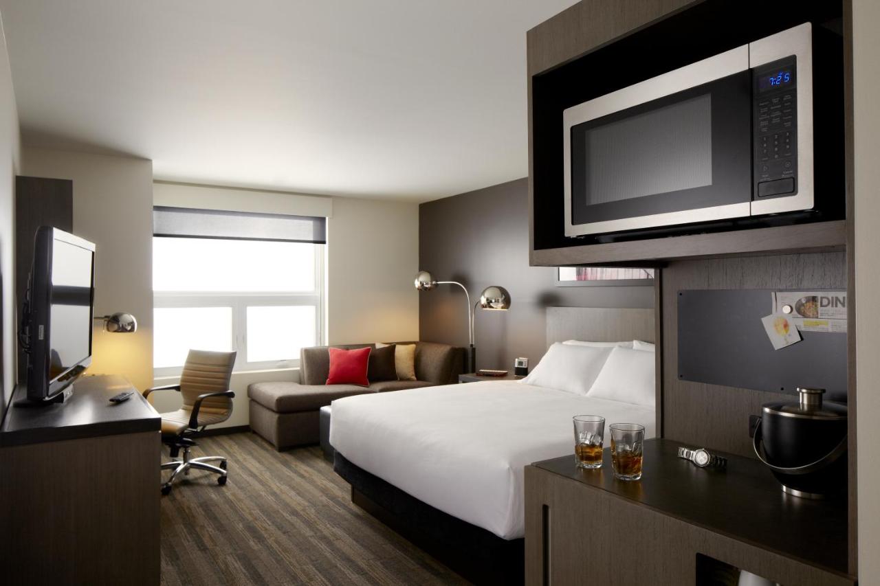 King Suite at Hyatt House Raleigh / RDU / Brier Creek