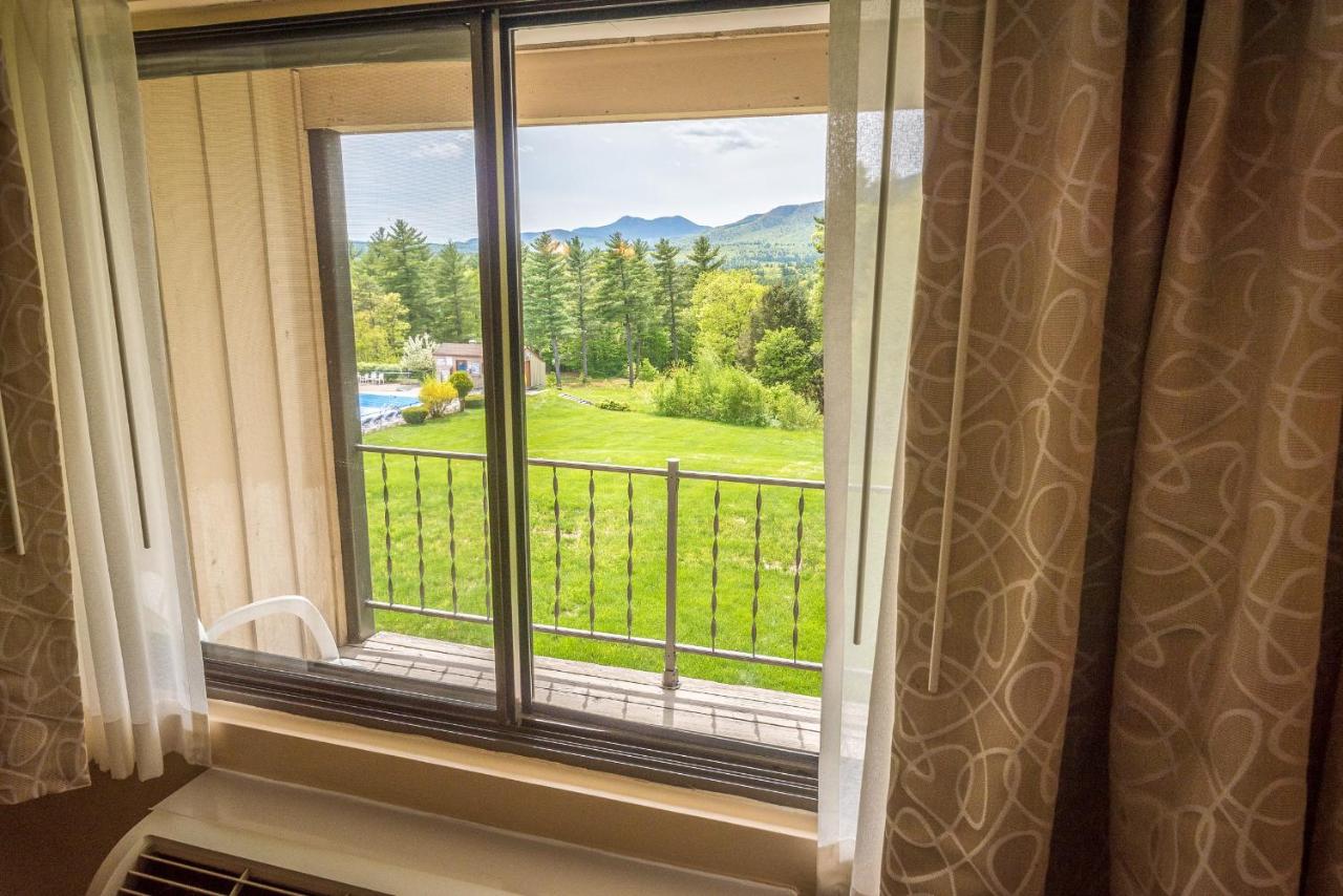 Standard Double Room with Mountain View at Fox Ridge Resort