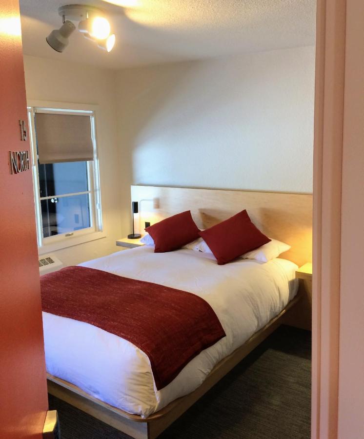 2 Room Queen Suite - Non-Smoking at Heliotrope Hotel
