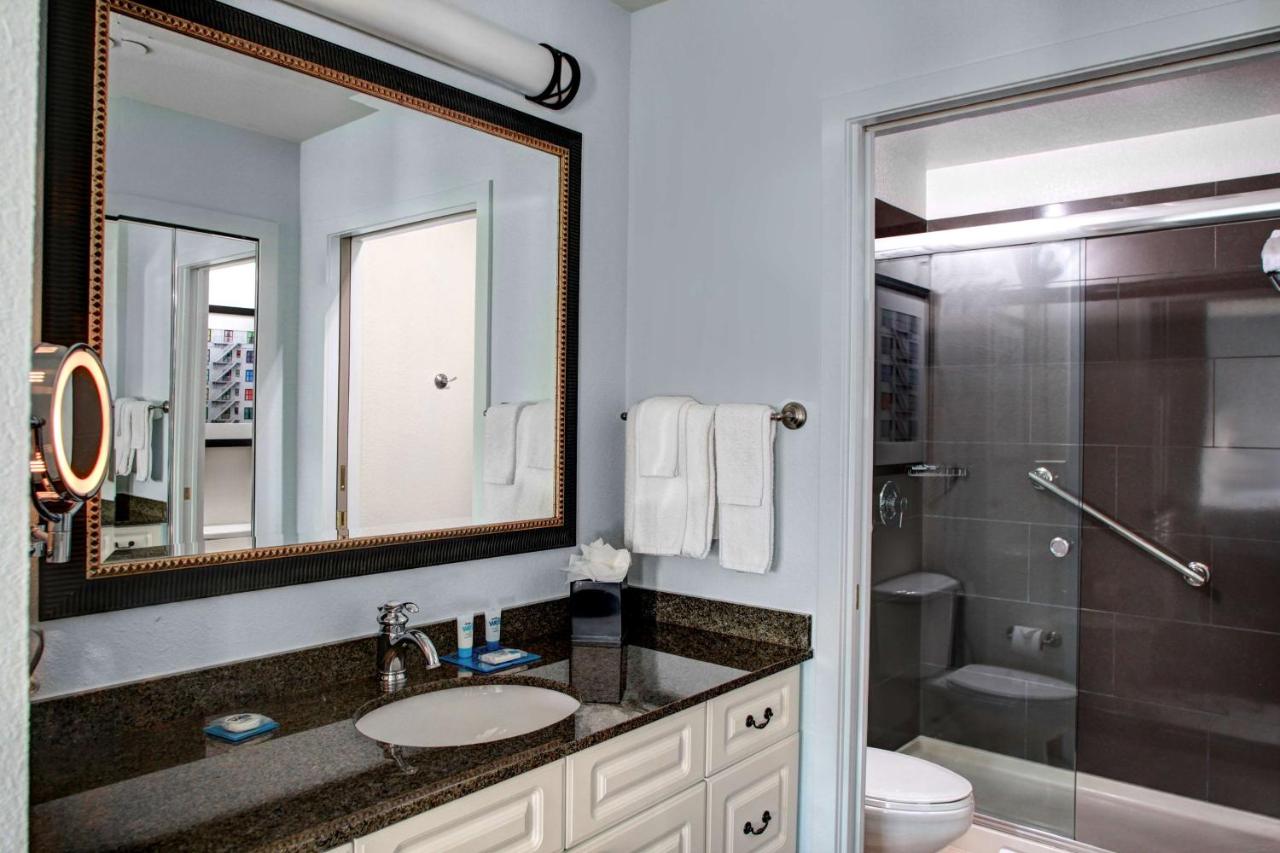 Two-Bedroom Suite at HYATT house Philadelphia/Plymouth Meeting