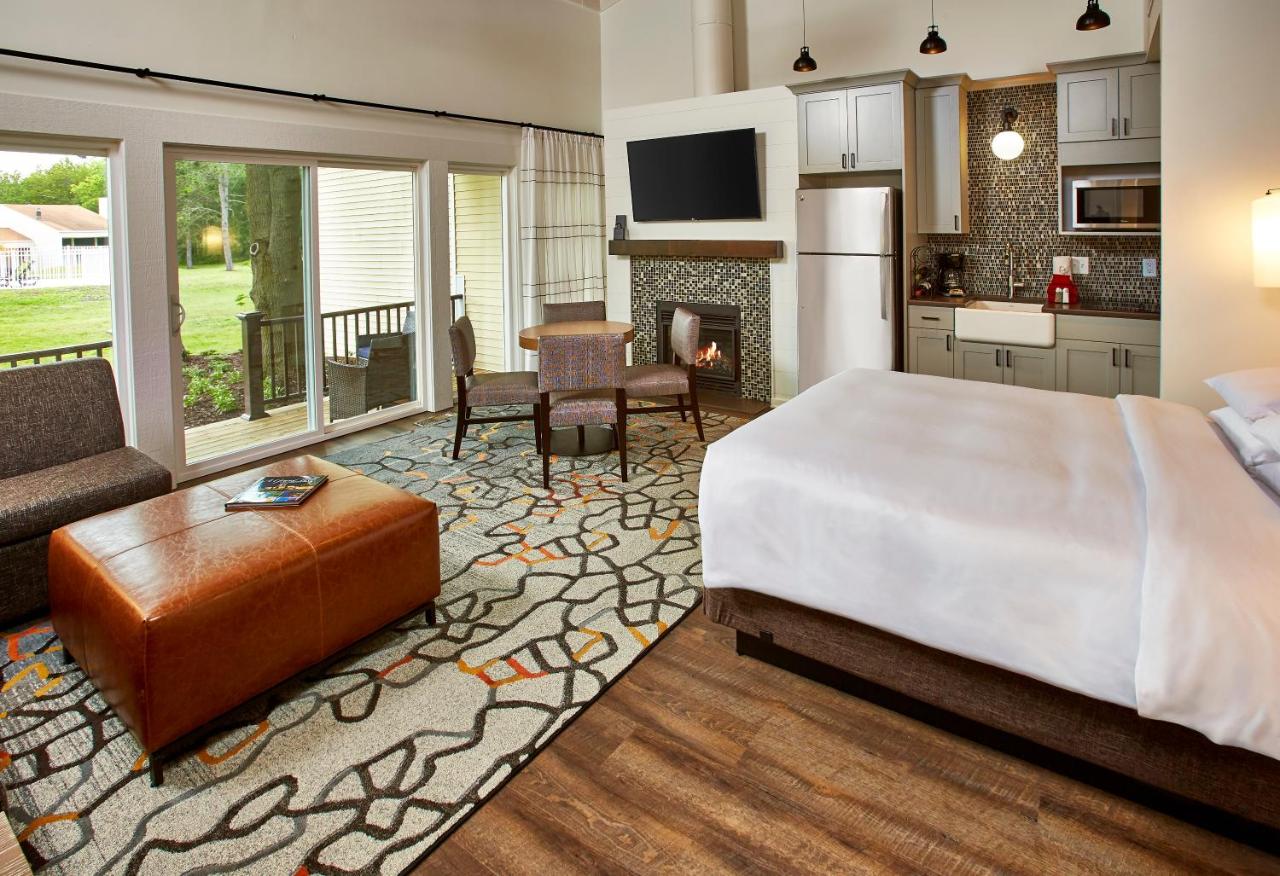 Studio Villa at Grand Geneva Resort & Spa