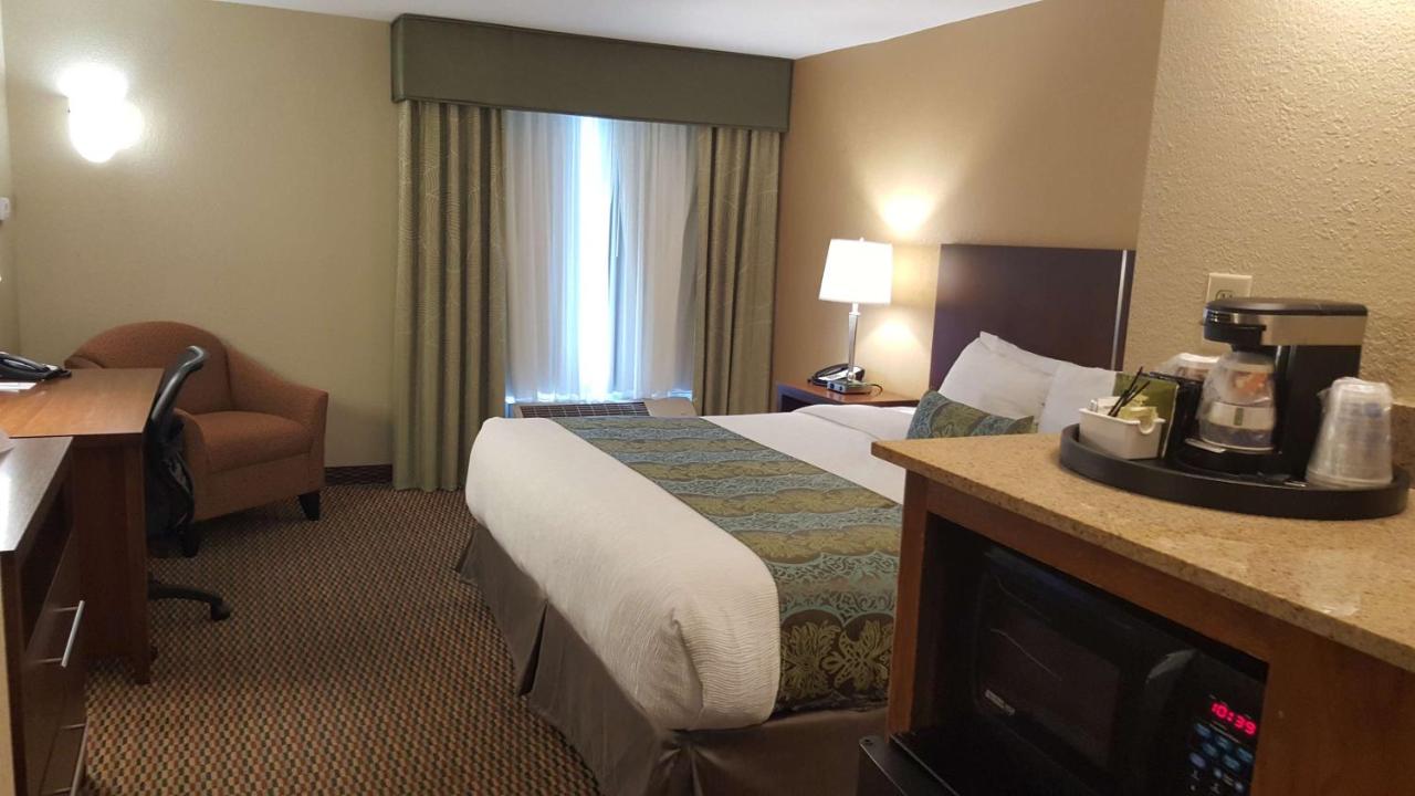 King Room - Non-Smoking at Best Western Plus Airport Inn & Suites