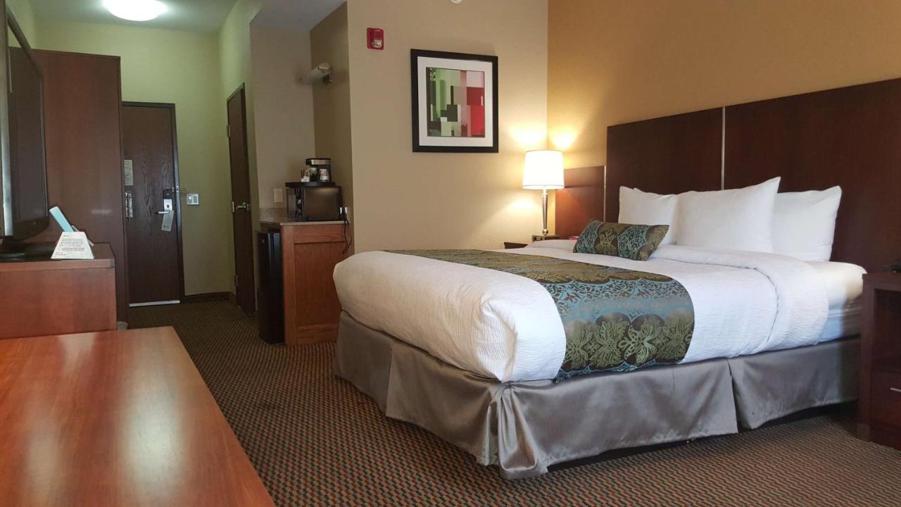 King Suite with Shower - Non-Smoking at Best Western Plus Airport Inn & Suites