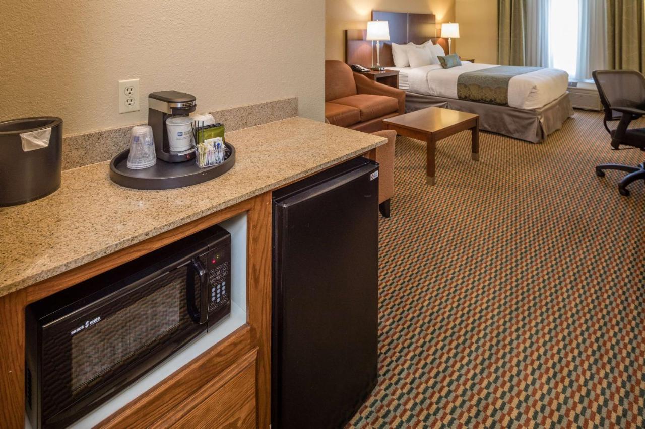 King Room - Non-Smoking at Best Western Plus Airport Inn & Suites