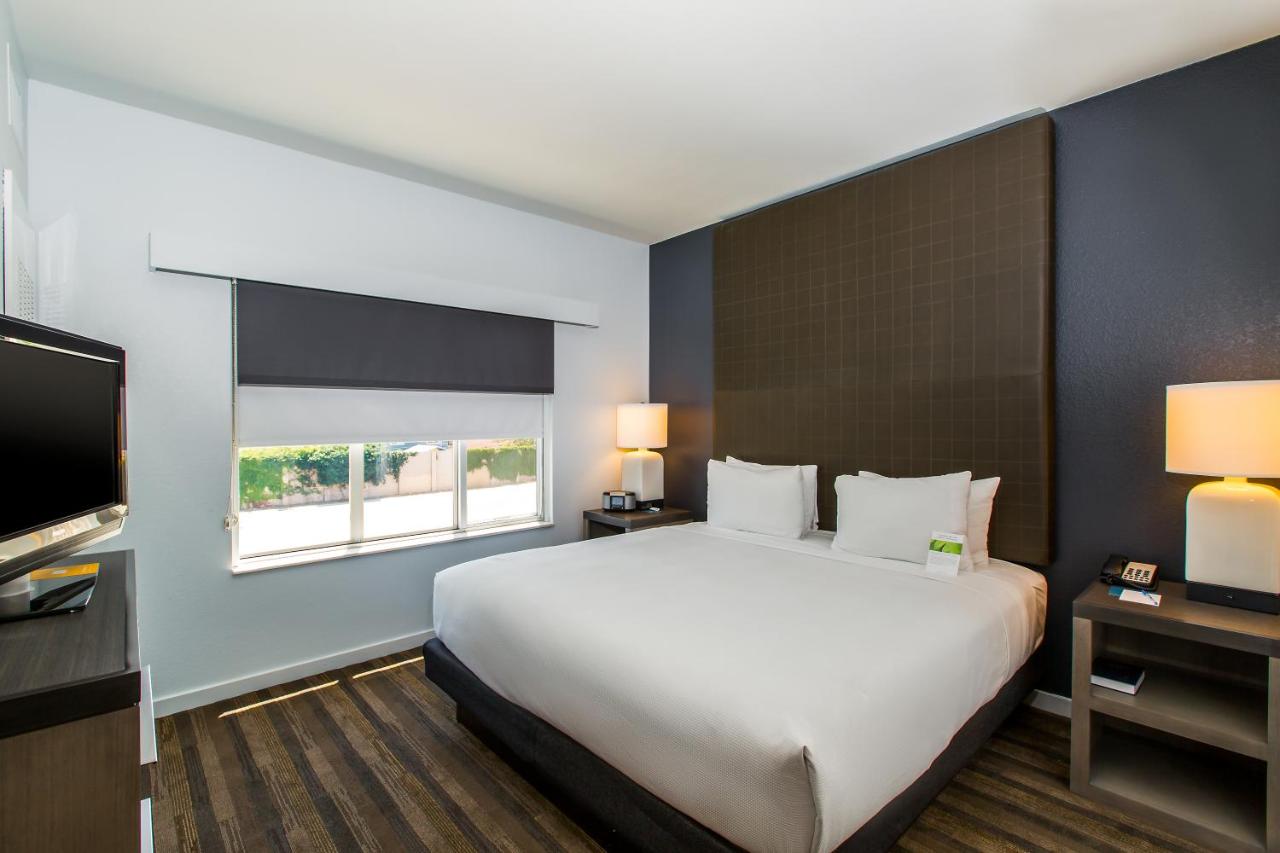 One-Bedroom King at HYATT house Santa Clara