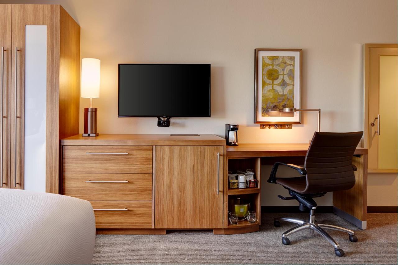 Queen Room with Two Queen Beds and Sofa Bed - High Floor at Hyatt Place Madison / Verona
