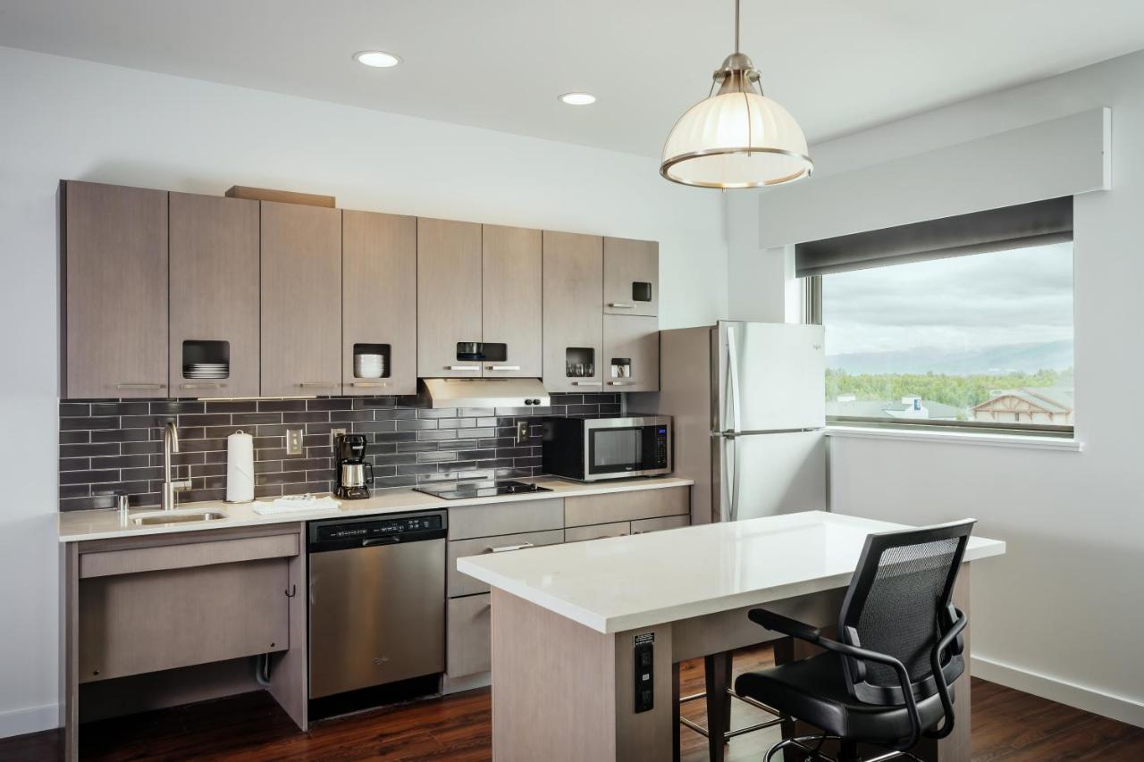 One Bedroom Suite, 1 King Bed at Hyatt House Anchorage