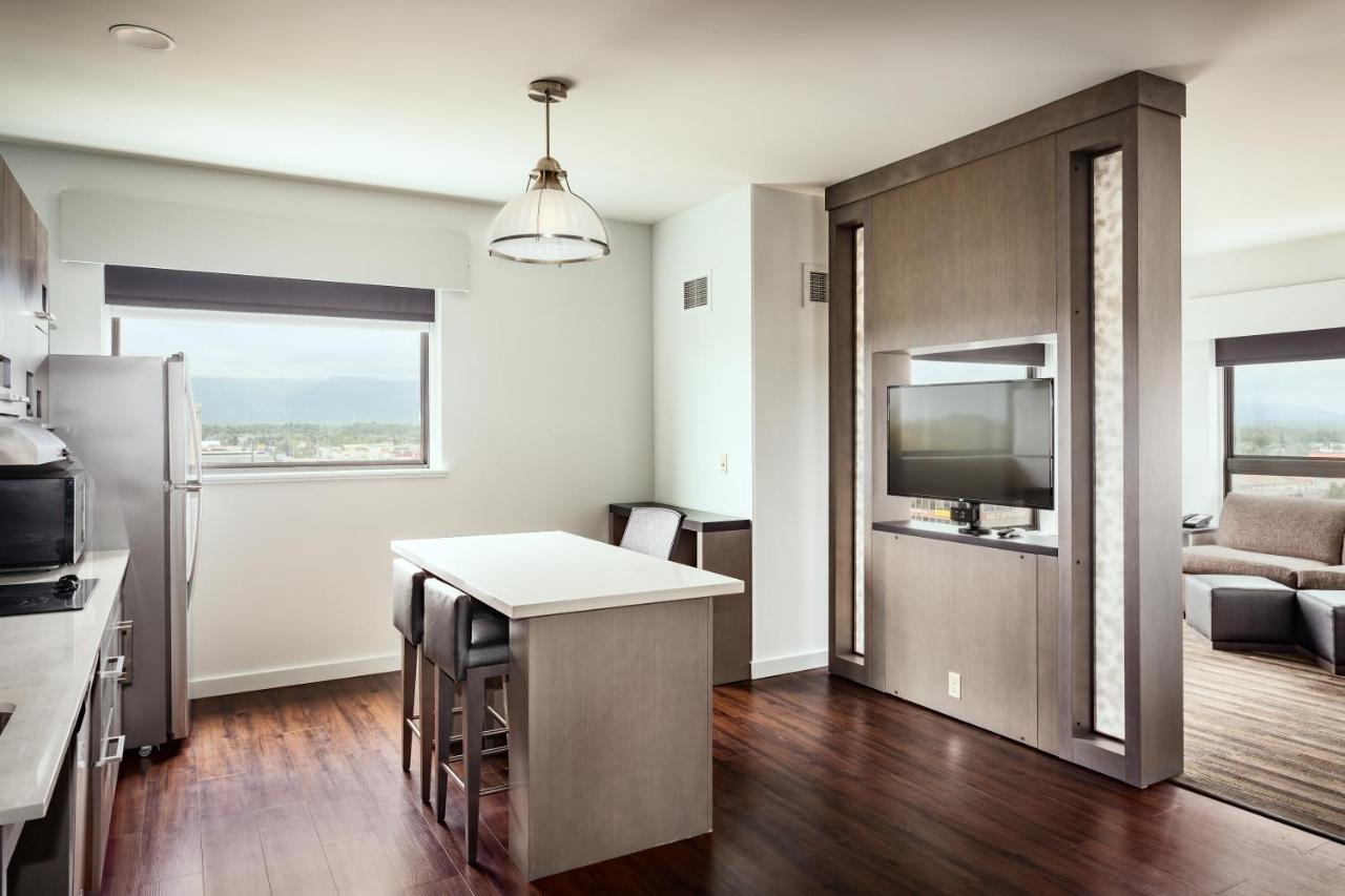 One Bedroom Suite, 1 King Bed at Hyatt House Anchorage