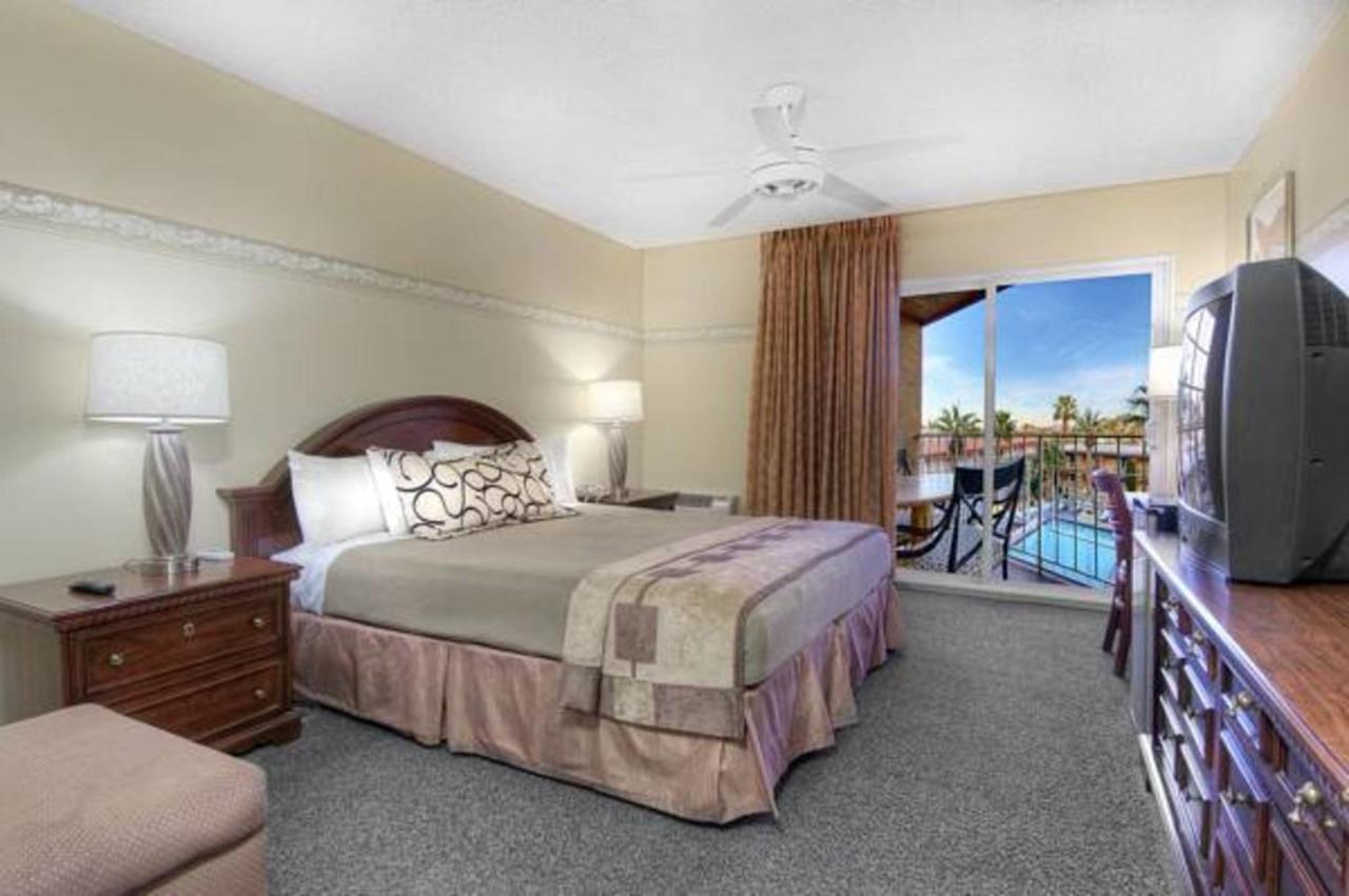 King Room at Shalimar Hotel of Las Vegas