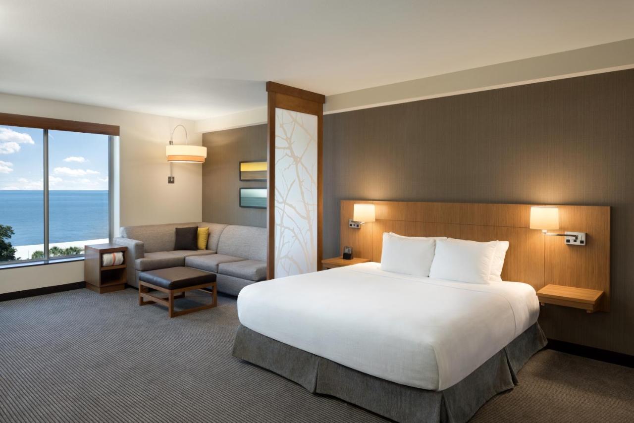 King Room with Sea View at Hyatt Place Biloxi