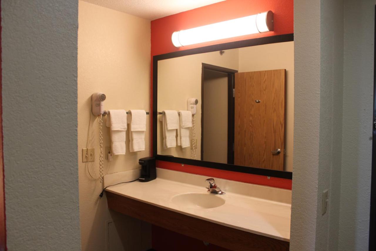 Deluxe King Studio Suite - Non-Smoking at AmericInn by Wyndham West Burlington