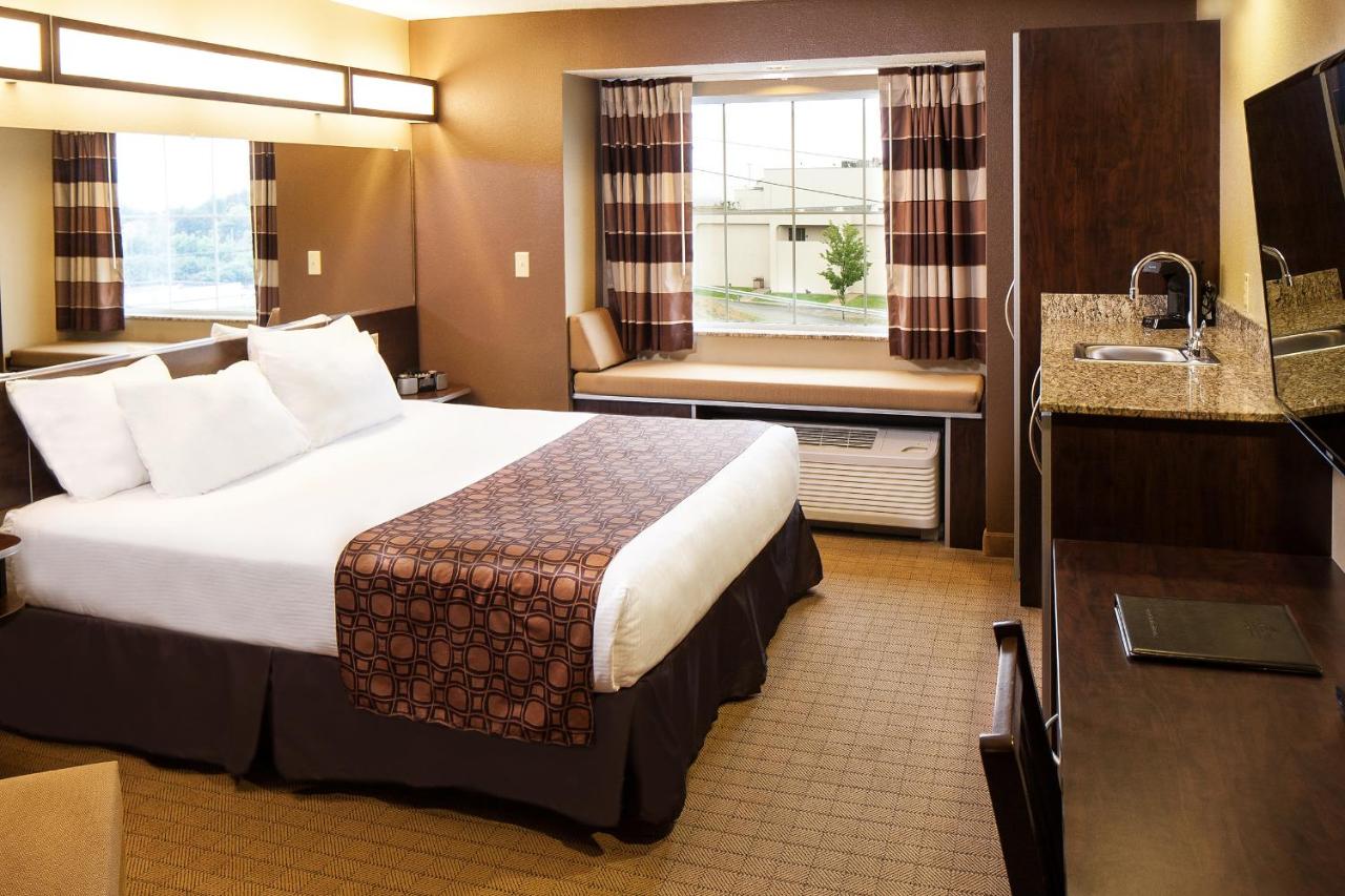 King Room - Non-Smoking at Microtel Inn & Suites by Wyndham St Clairsville/Wheeling