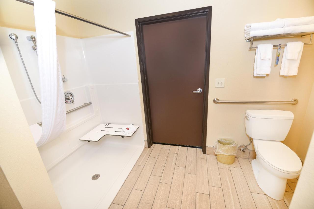 Suite - Disability Access/Non-Smoking at Baymont by Wyndham Grand Forks
