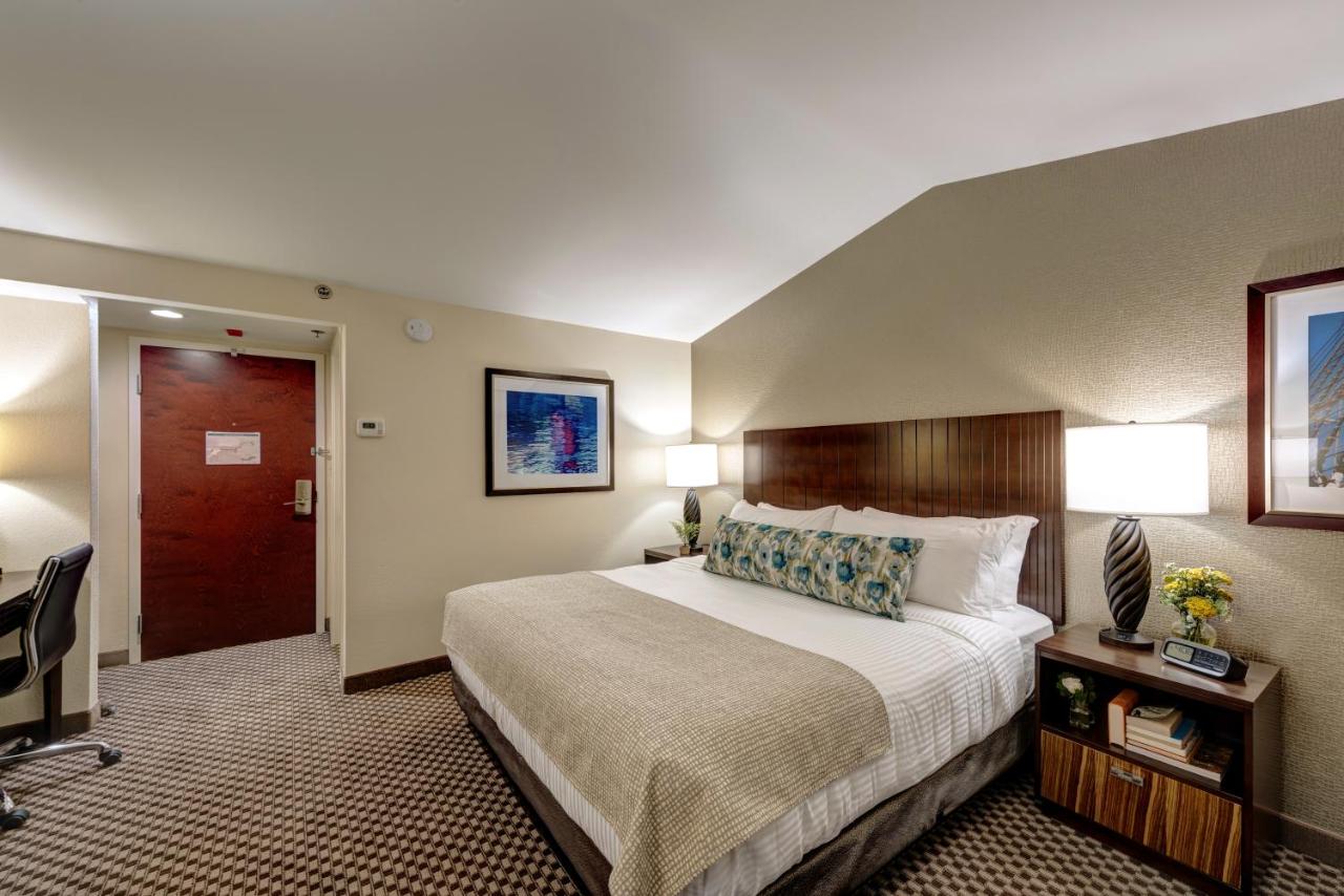 King Room - Accessible/Non-Smoking at Garrison Hotel & Suites Dover-Portsmouth, an Ascend Collection Hotel