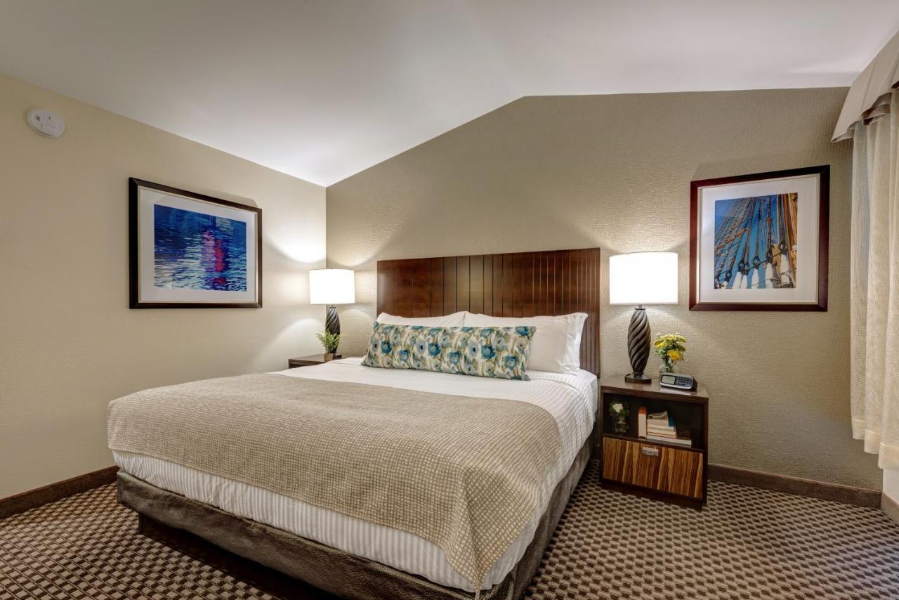 King Room - Accessible/Non-Smoking at Garrison Hotel & Suites Dover-Portsmouth, an Ascend Collection Hotel
