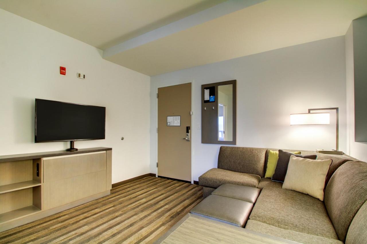 One Bedroom King Suite with Sofa Bed at Hyatt House Chicago/Evanston