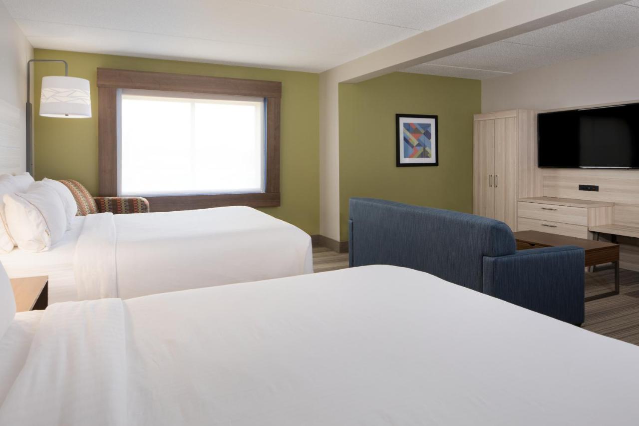 Queen Suite with Two Queen Beds - Non-Smoking at Holiday Inn Express Louisville Northeast by IHG