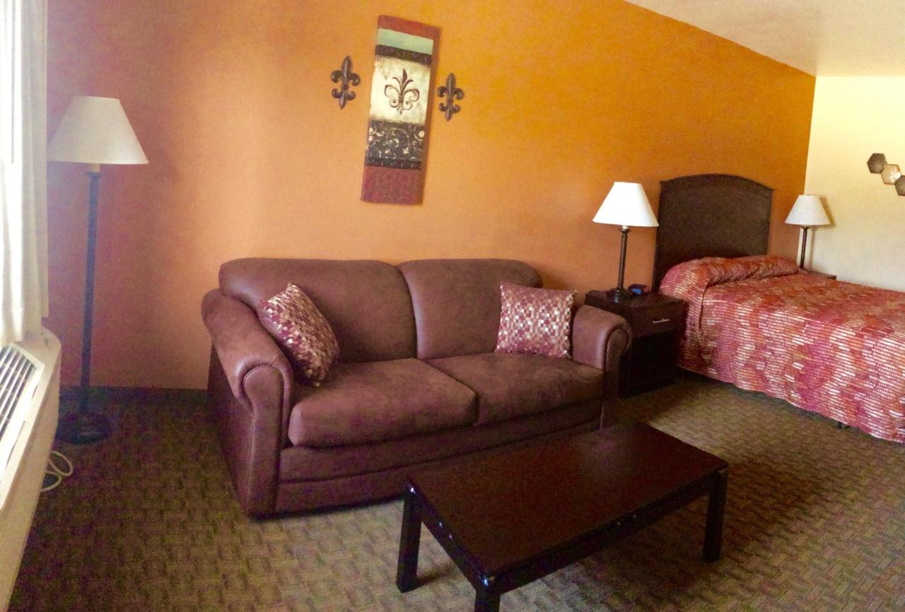 Executive Suite at Cottonwood Inn