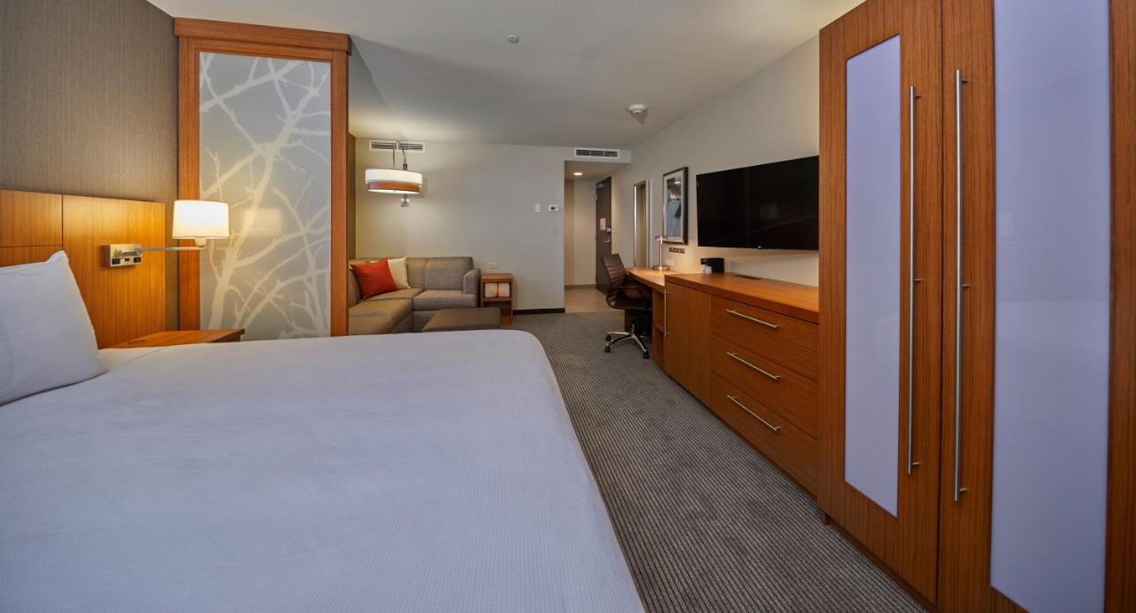  | Hyatt Place Eugene / Oakway Center
