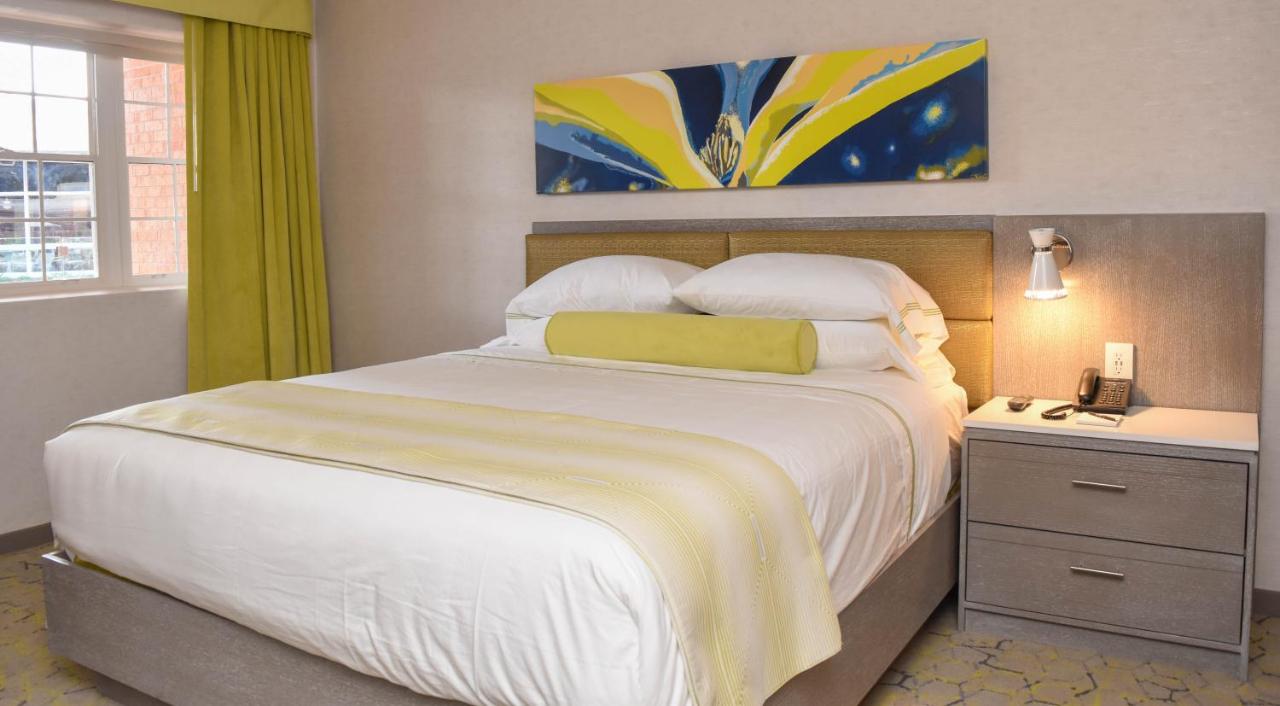 King Room with Pool View at The Fredonia Hotel and Convention Center