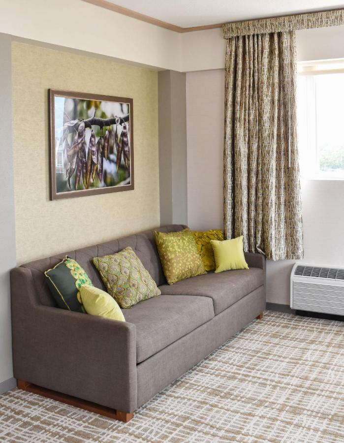 Executive Suite at The Fredonia Hotel and Convention Center
