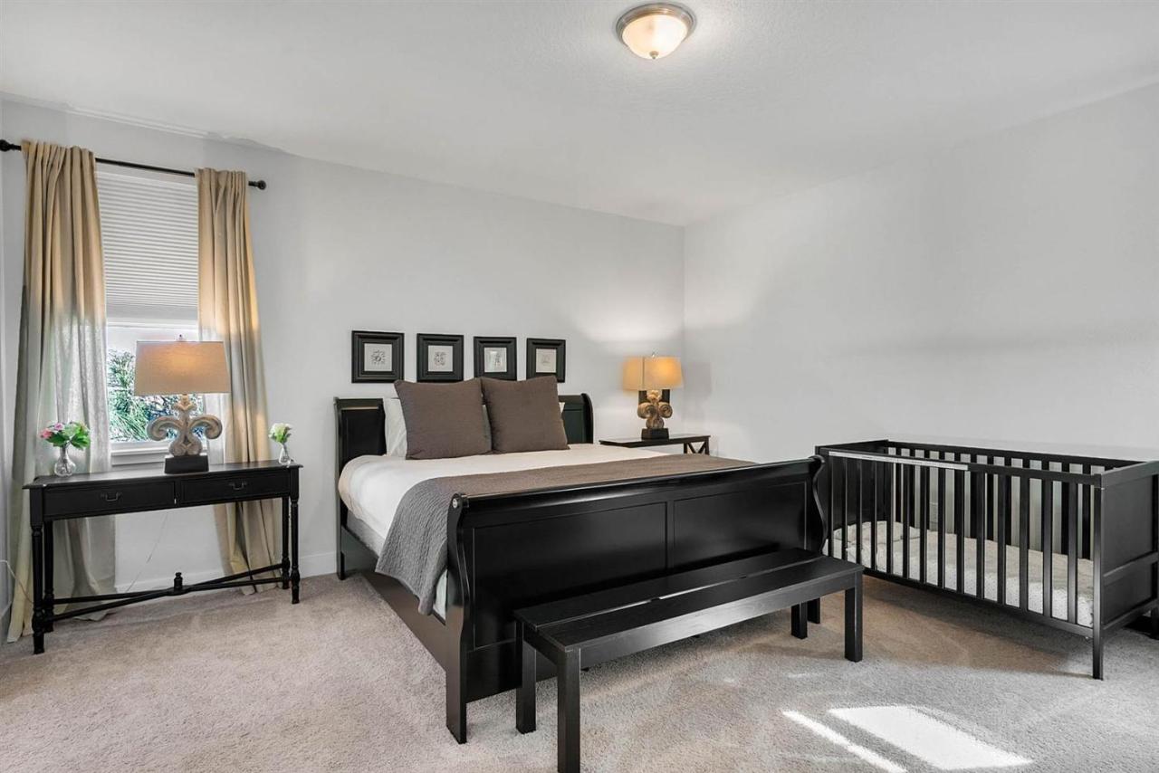 Five-Bedroom House at Encore Resort and Water Park at Reunion by Rentyl