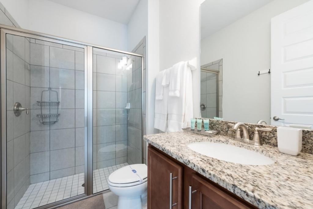 Five-Bedroom House at Encore Resort and Water Park at Reunion by Rentyl