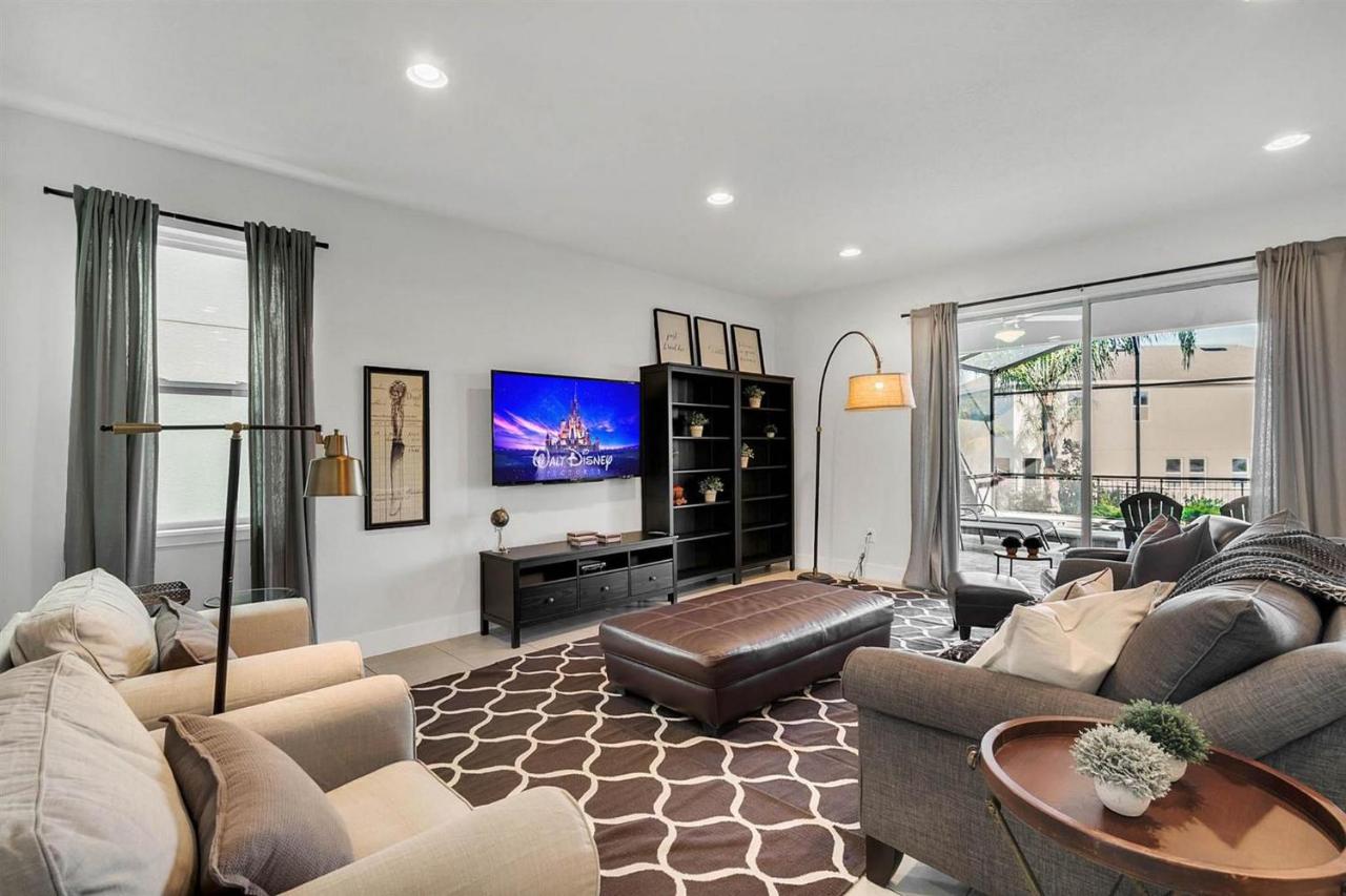 Five-Bedroom House at Encore Resort and Water Park at Reunion by Rentyl