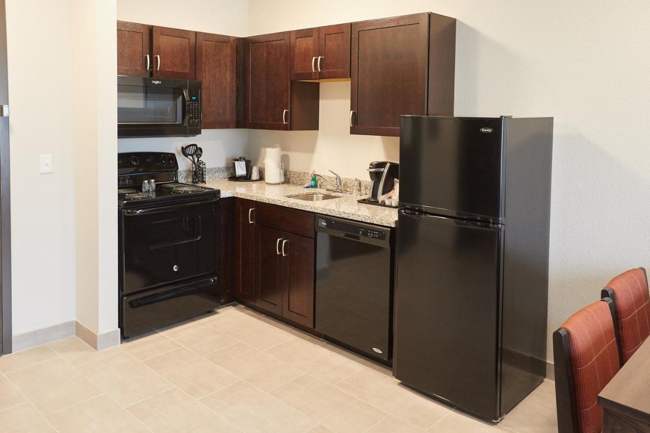 Deluxe King Suite at Gundersen Hotel & Suites