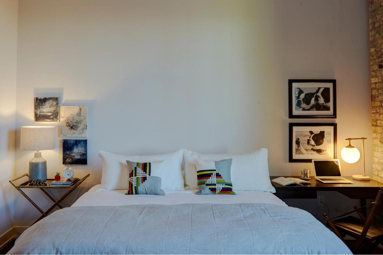 King Suite (Suite 5) at Kinn Guesthouse Bay View