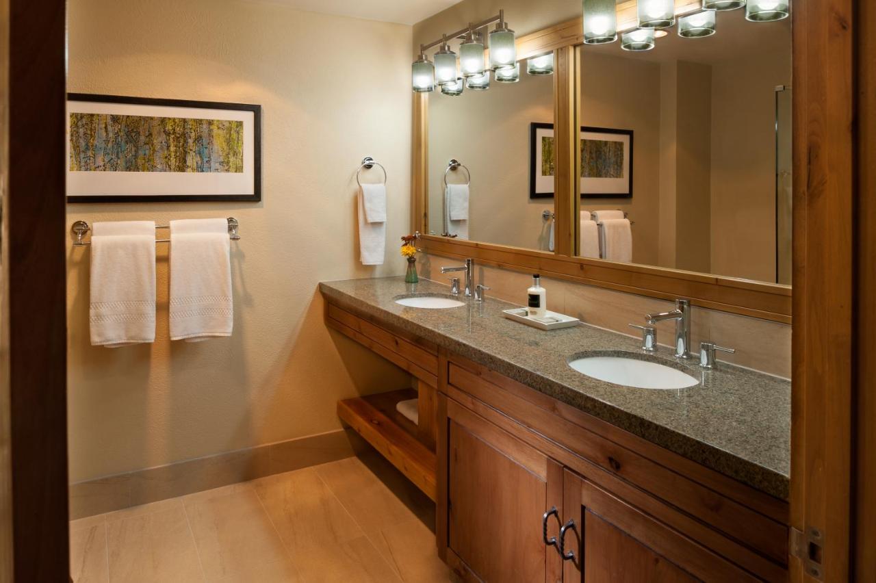 Two-Bedroom Deluxe at Grand Summit Hotel - Canyons Village, a RockResort