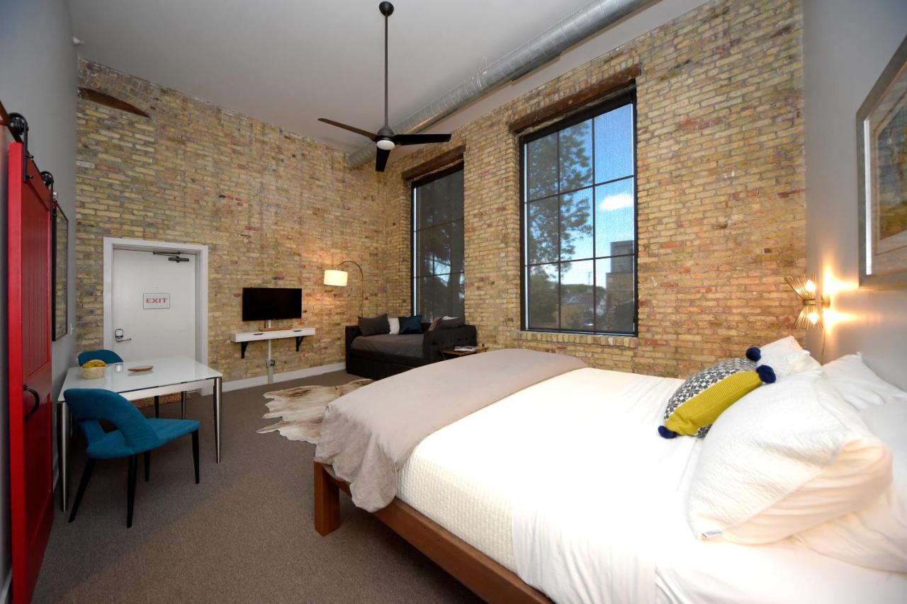 Superior King Suite (Suite 8) at Kinn Guesthouse Bay View