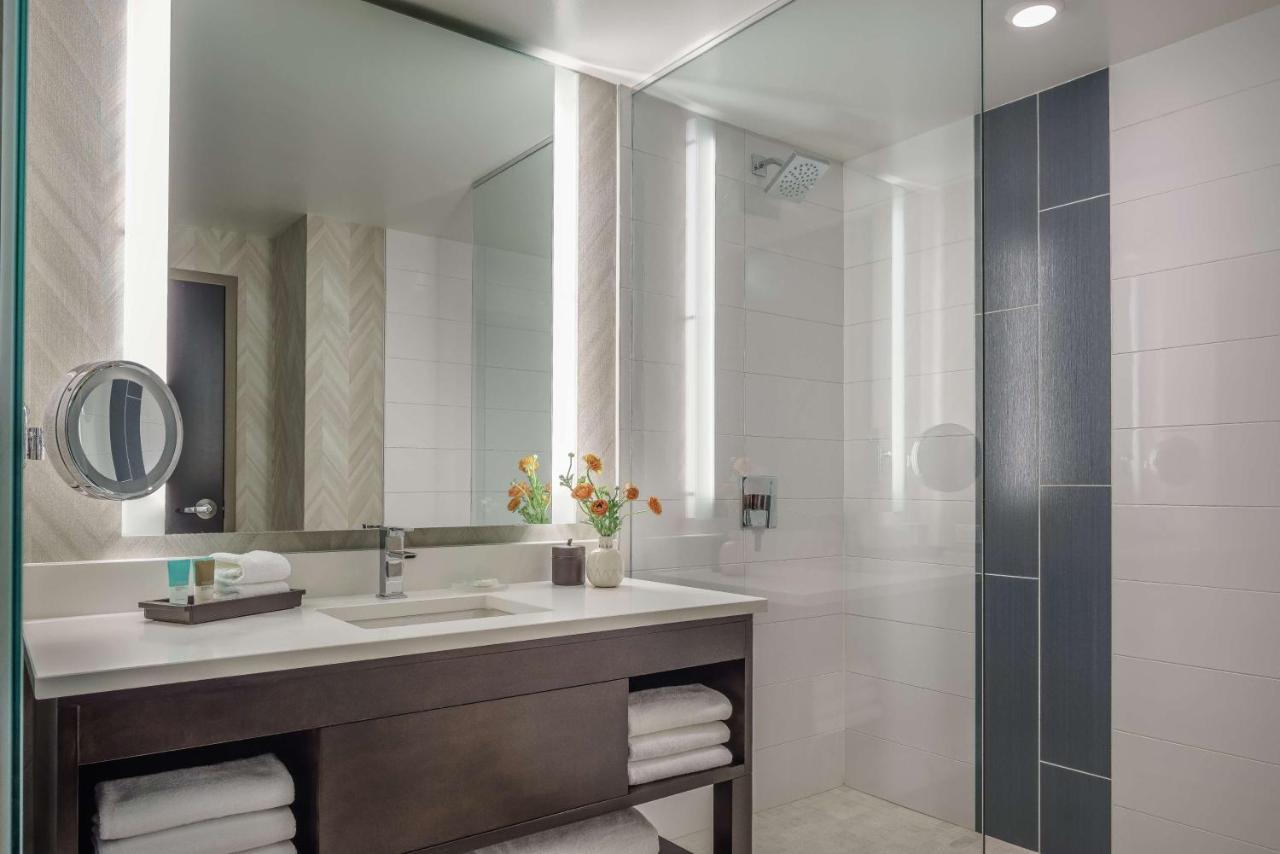 | Hyatt Regency Aurora-Denver Conference Center